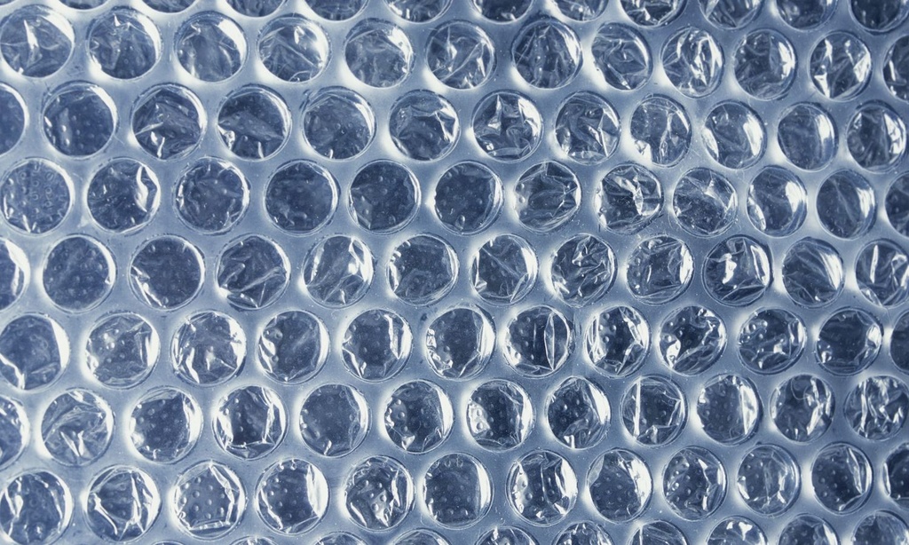 Bubble wrap slit 12" - 1/2" Large bubble > ..24"  / Per meter