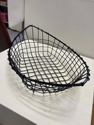 [186.64] Basket Boat 38x24x8cm Black Steel (per stuk)